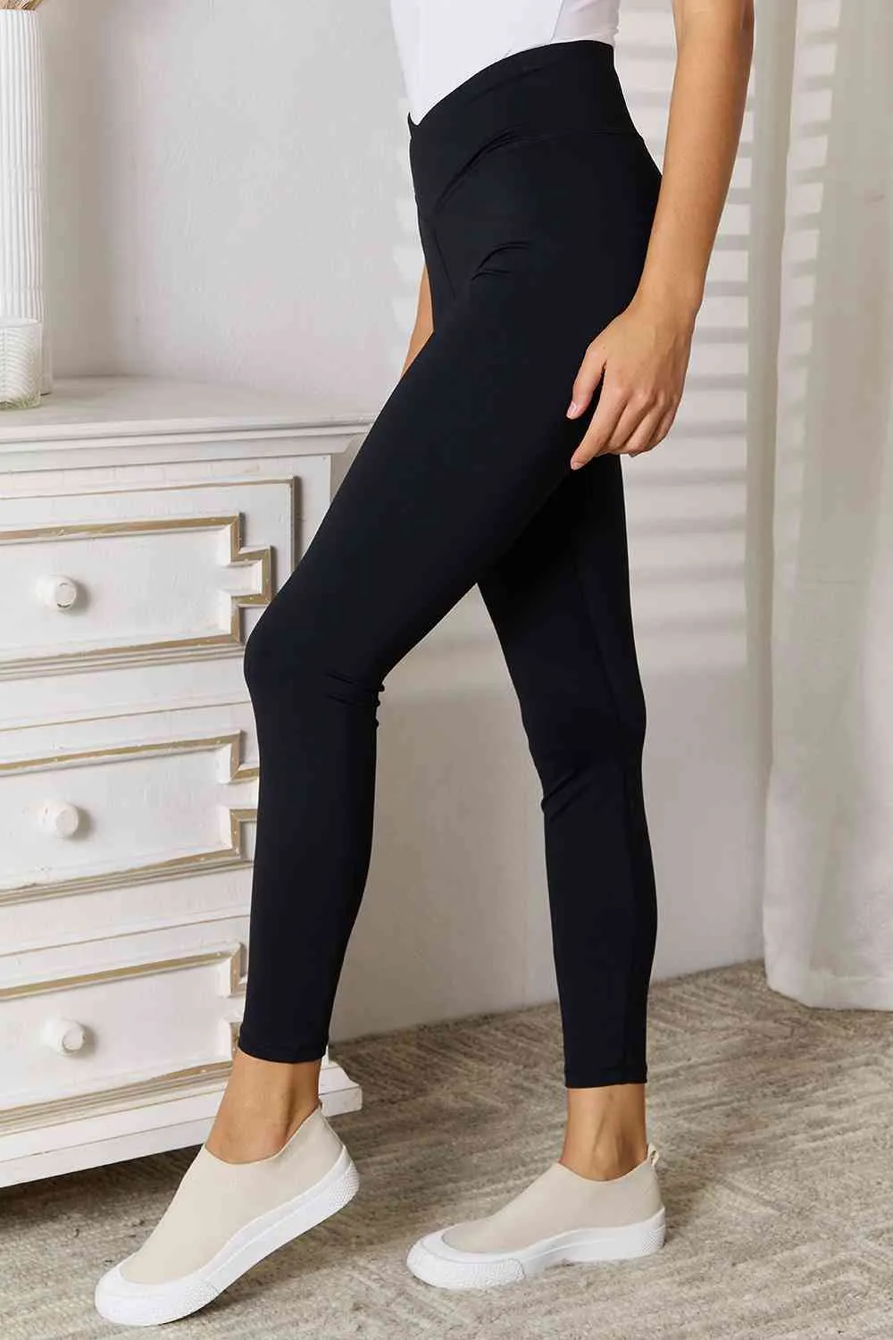 Basic Bae V-Waistband Sports Leggings