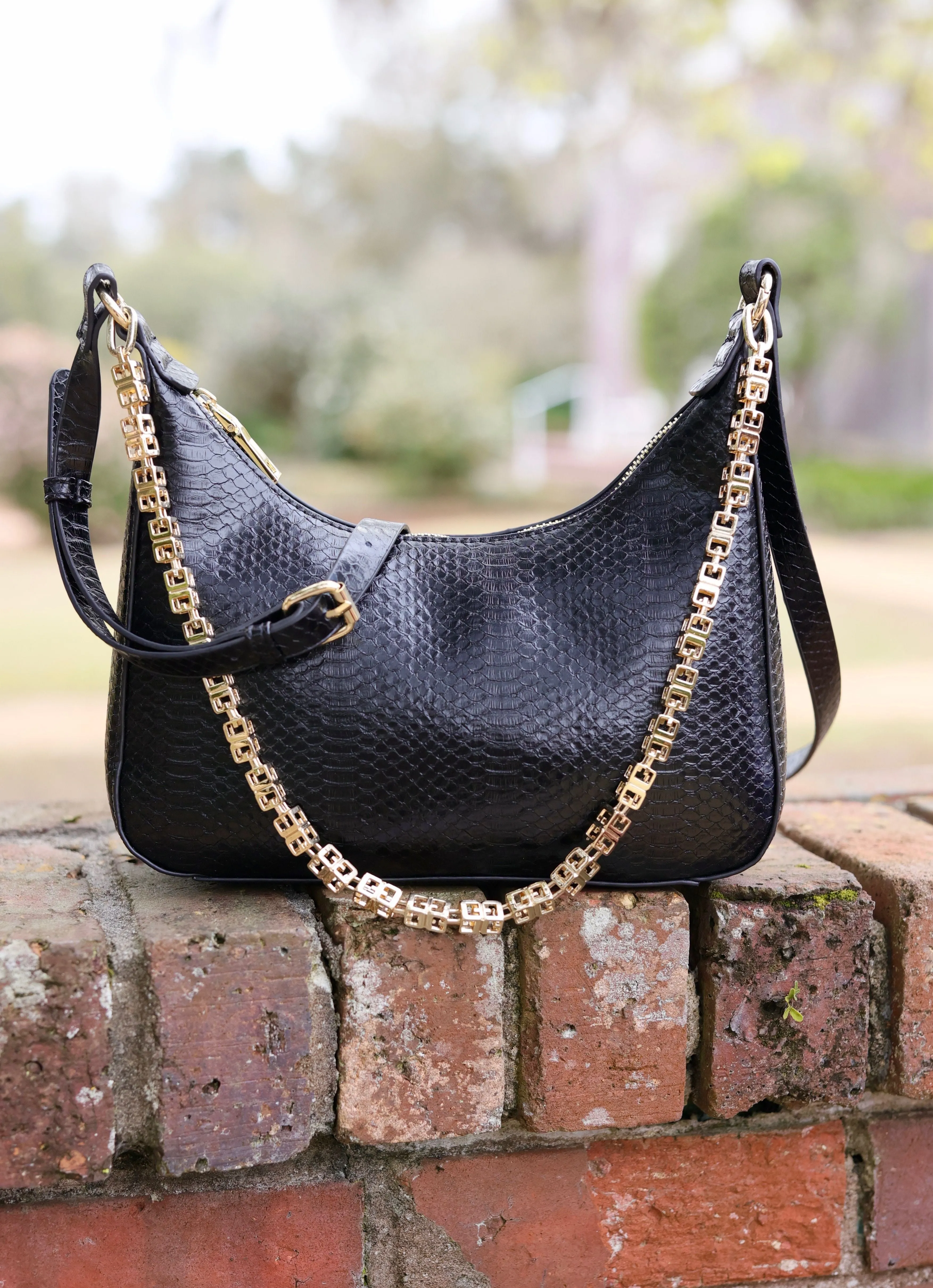 Billie Crossbody with Chain BLACK