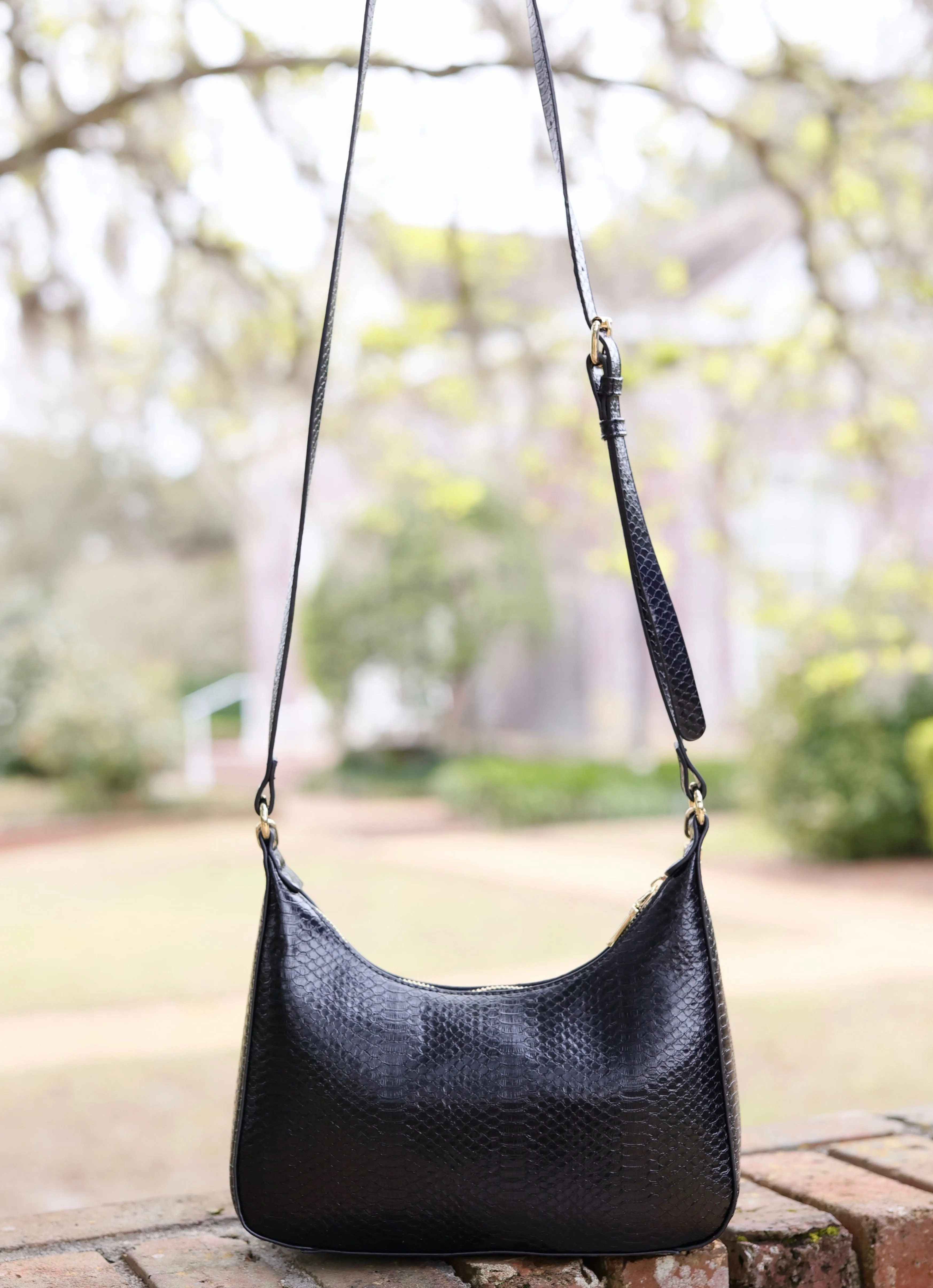 Billie Crossbody with Chain BLACK