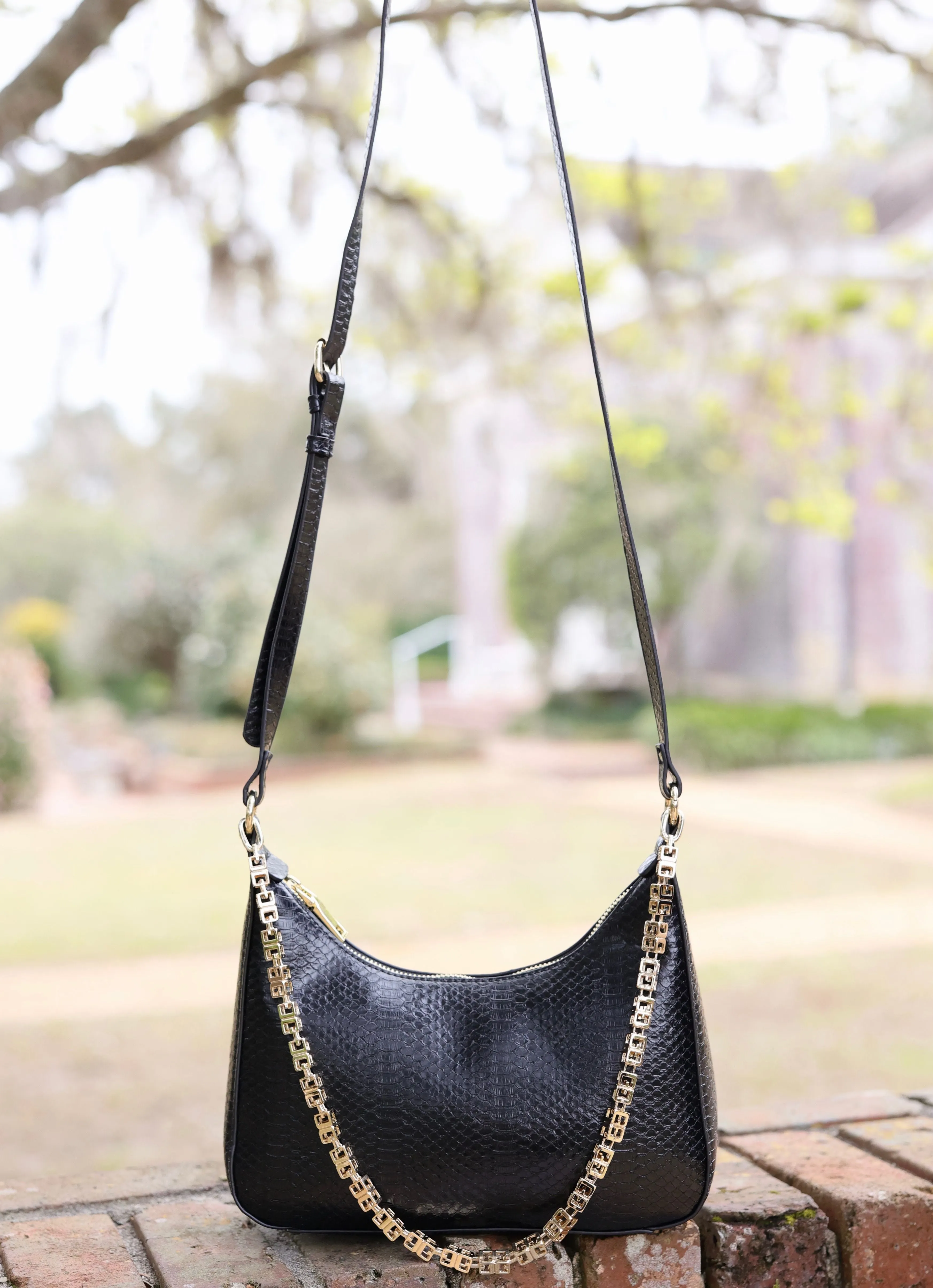 Billie Crossbody with Chain BLACK