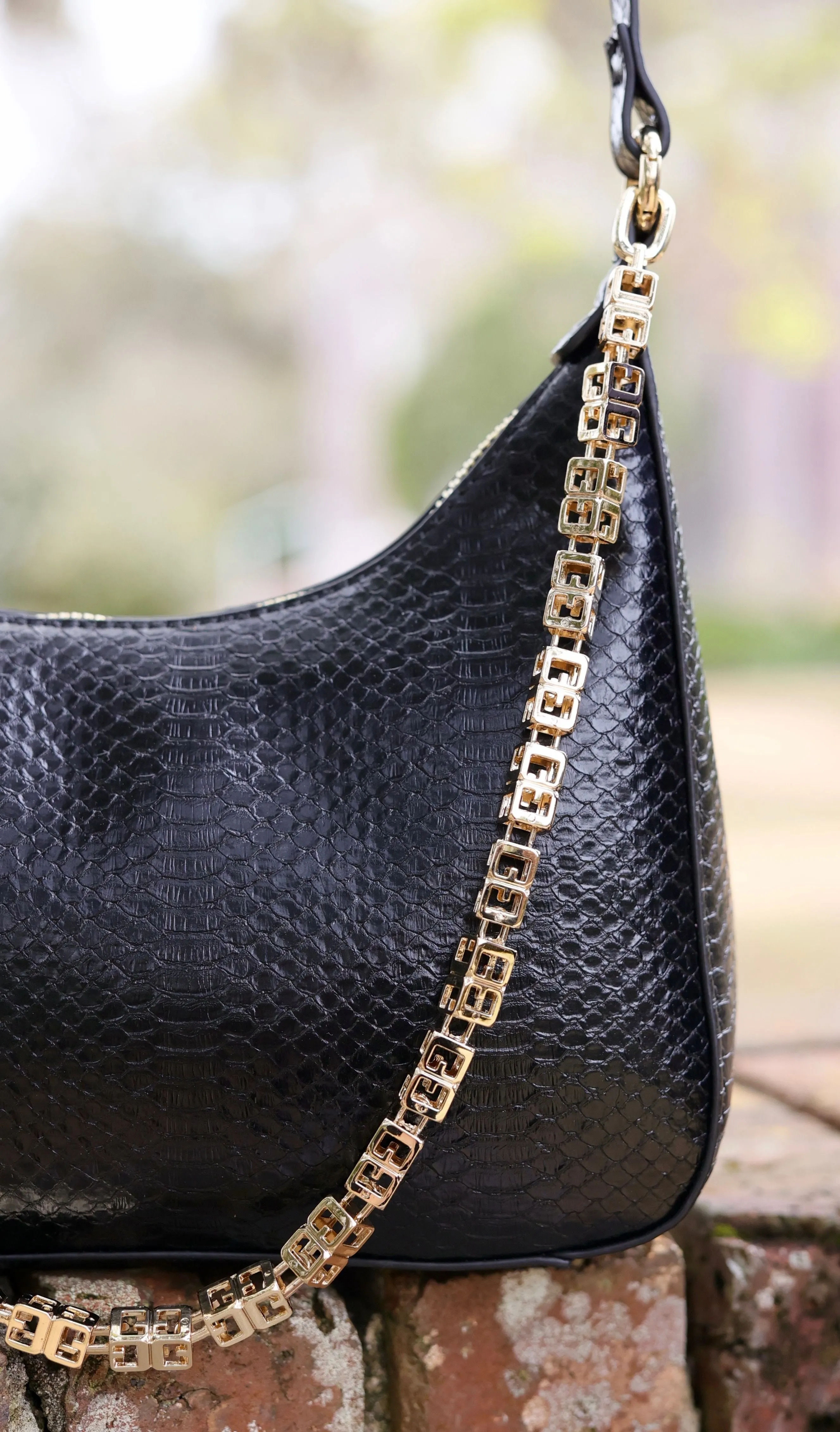 Billie Crossbody with Chain BLACK