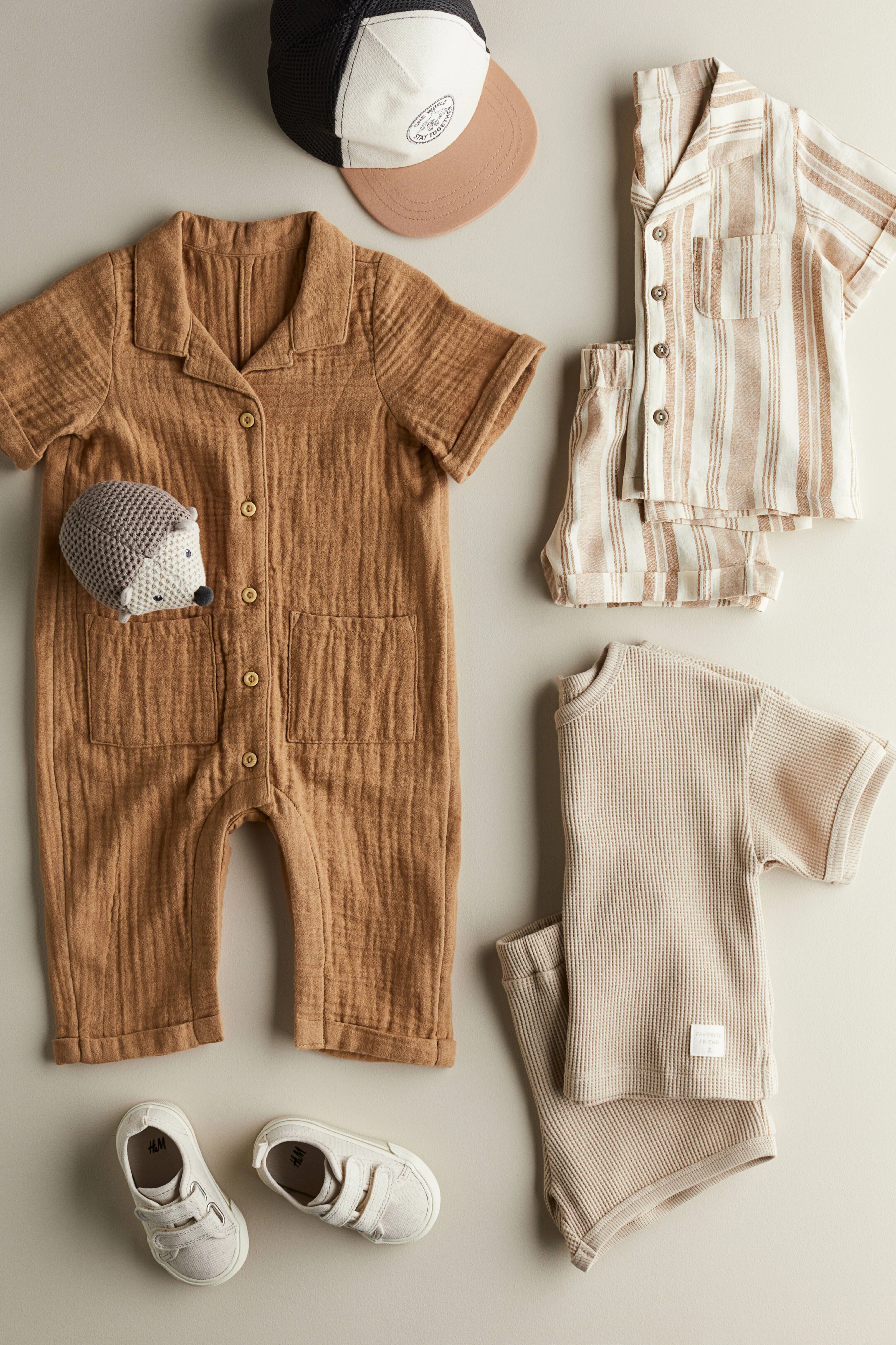 Cotton muslin romper suit - Short sleeve - Long - Beige - Kids | H&M GB