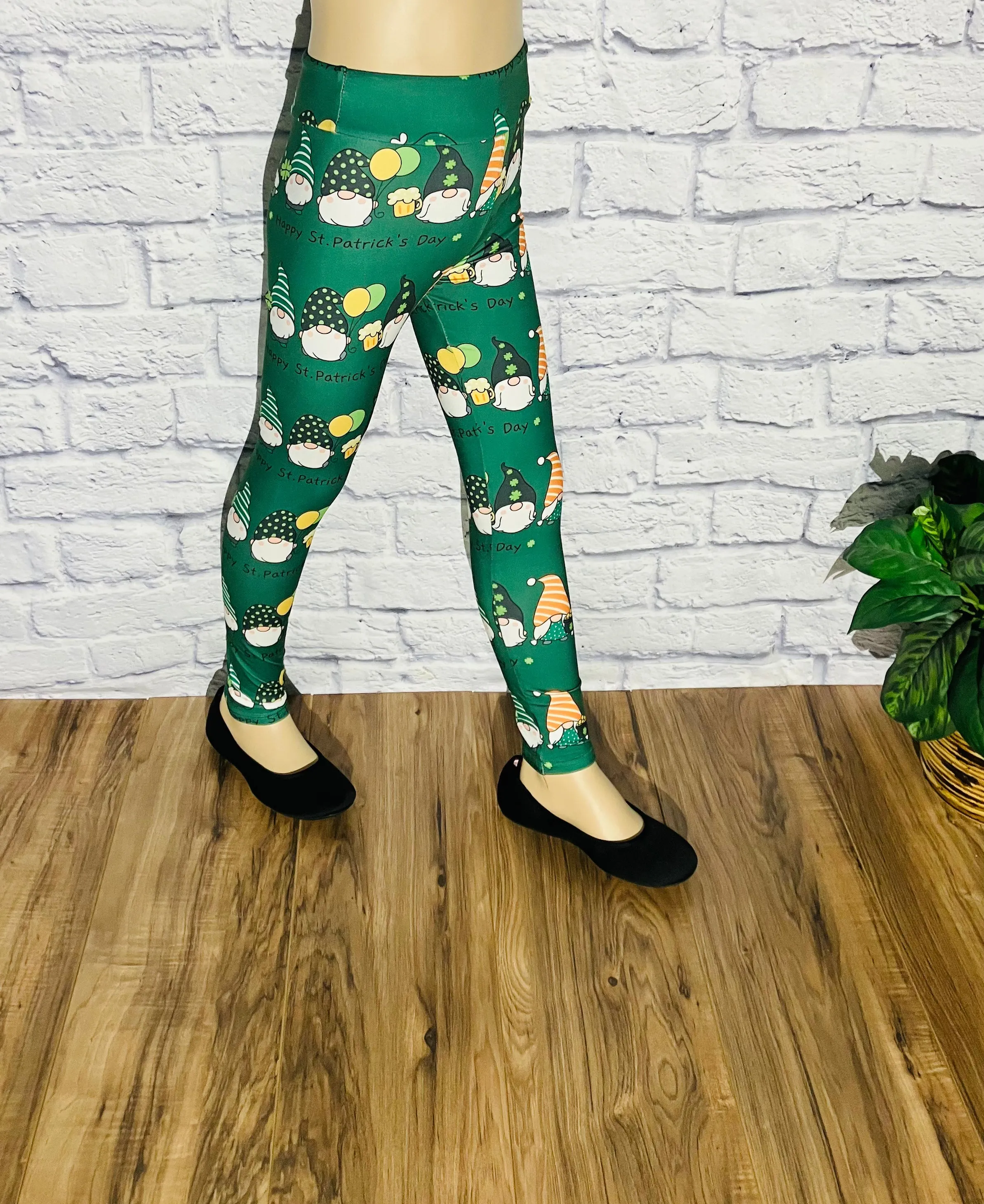 Girls St. Patrick Day Leggings, Kids Yoga Pants, Sizes S/L, Yoga Waist, Green, Exclusive Leggings