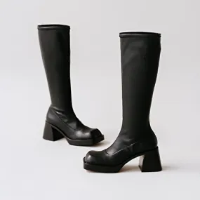 High boots with square toes in black synthetic