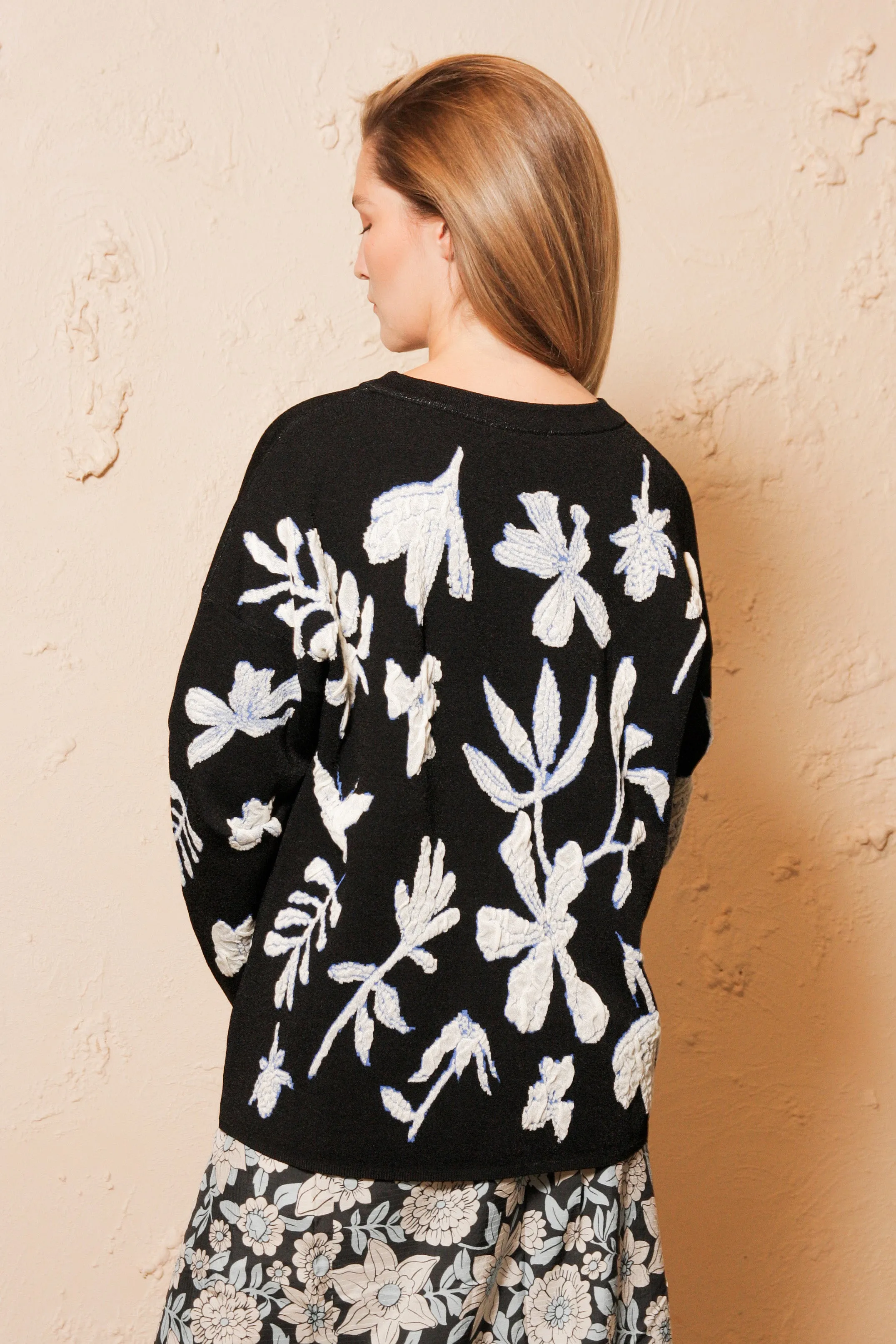 Kambo Black Flower Jacquard Knit Sweater