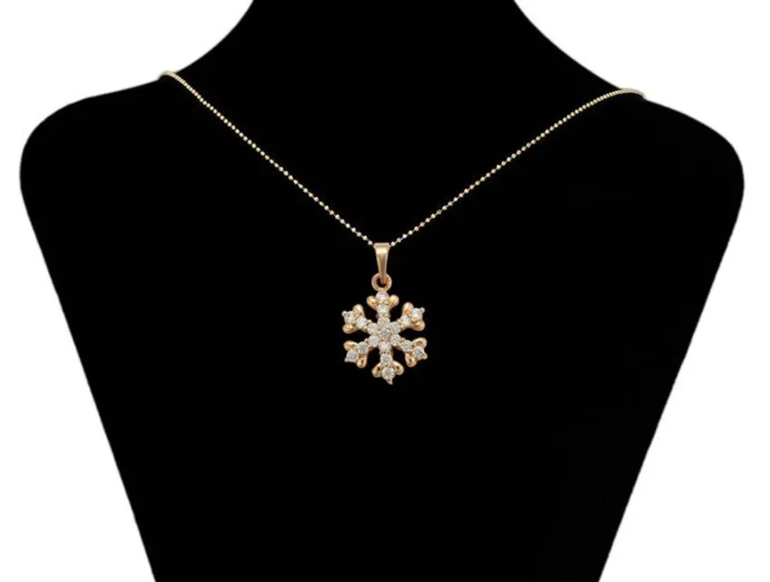 Snowflake Pendant Necklace 18k Gold plated