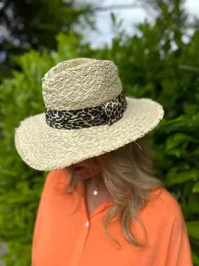 Stone Leopard Straw Weave Raw Edge Hat